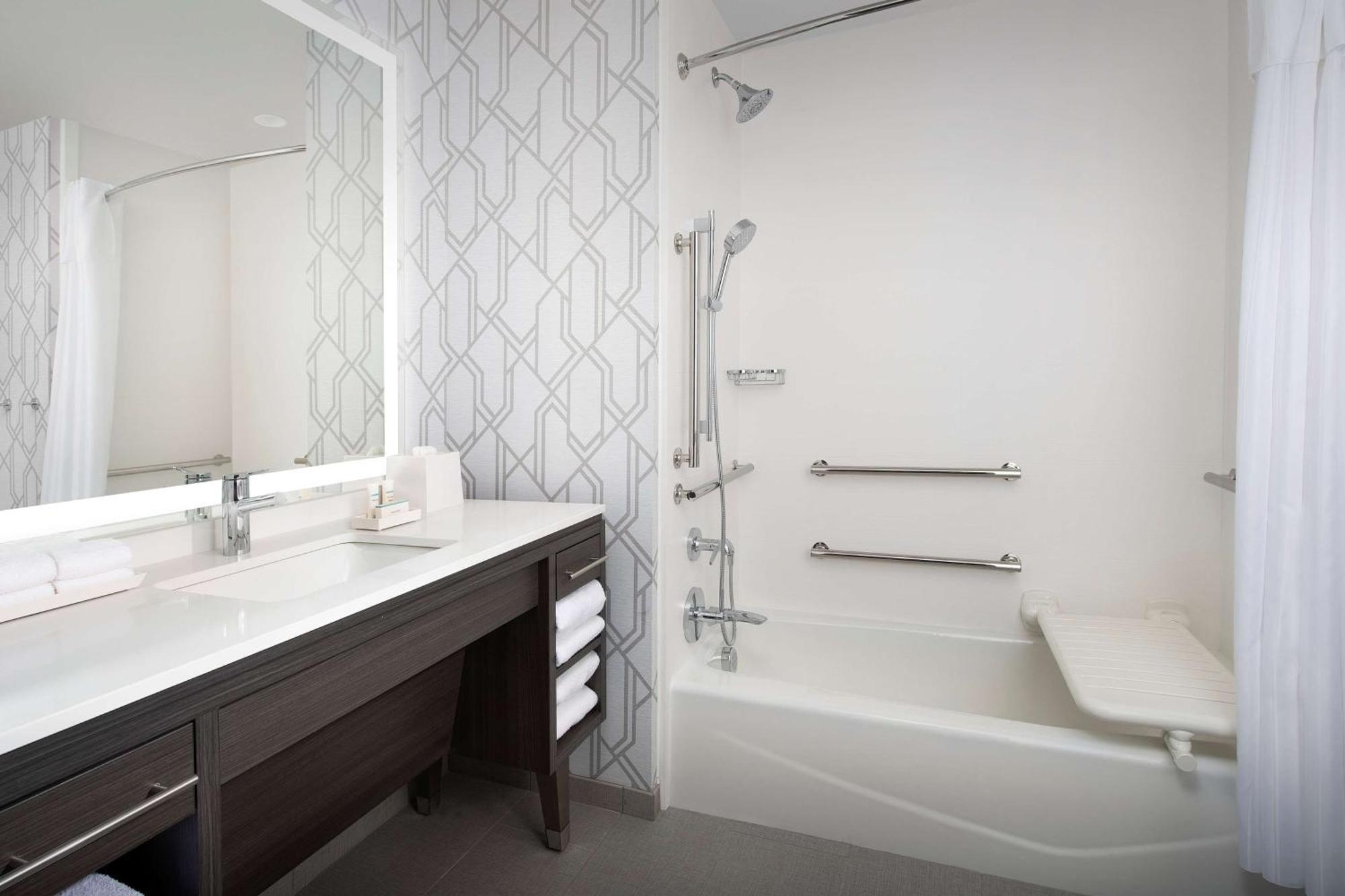 Home2 Suites By Hilton Denver Northfield Eksteriør billede