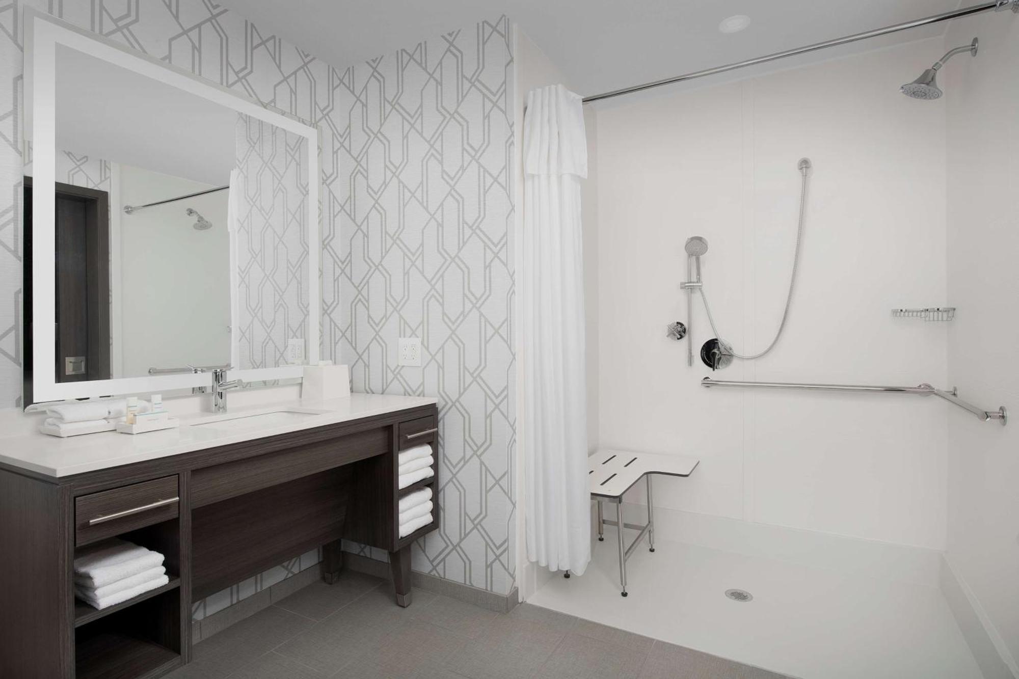 Home2 Suites By Hilton Denver Northfield Eksteriør billede